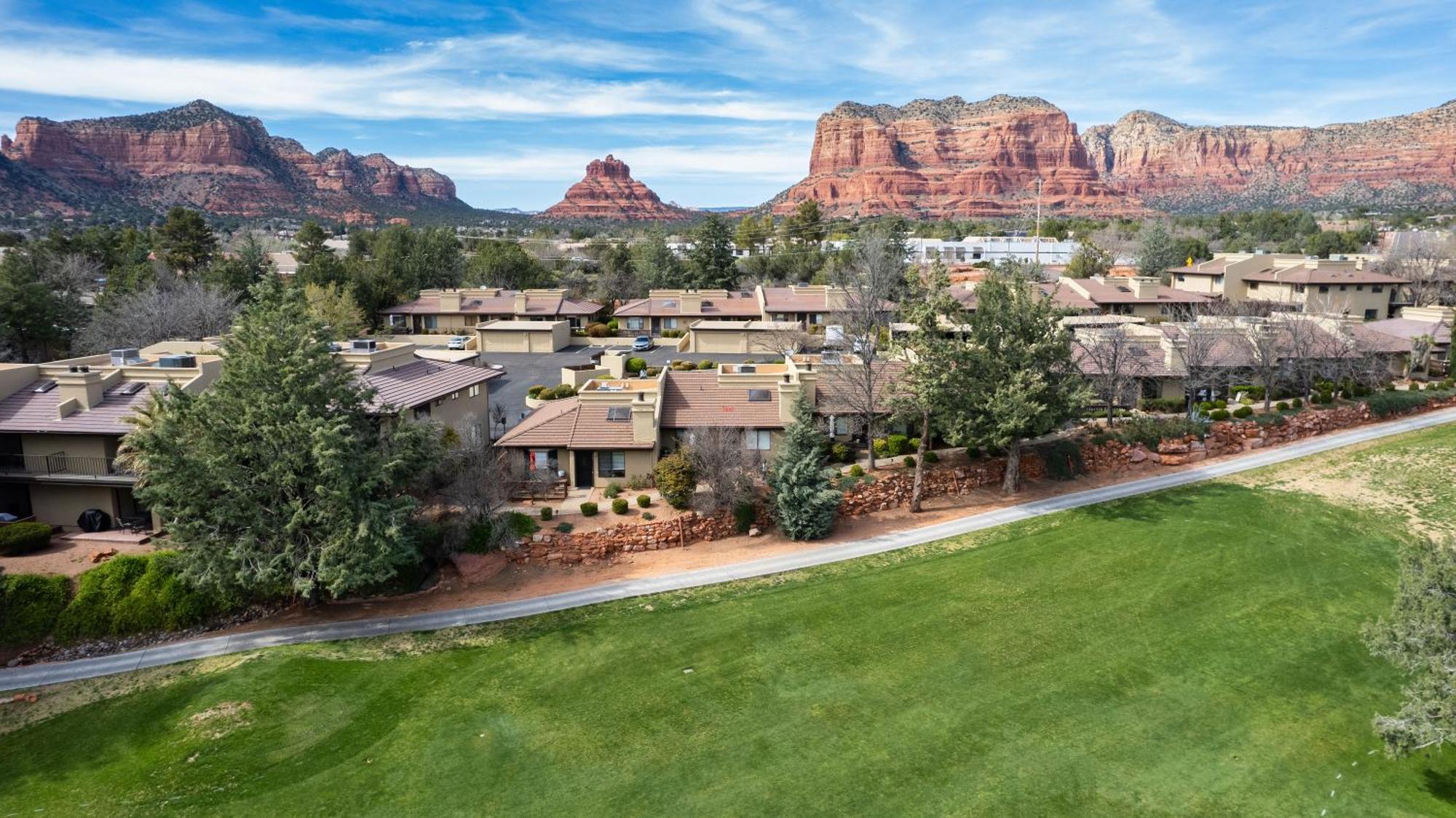 Stylish Townhome On Golf Course Red Rock View Sedona Esterno foto
