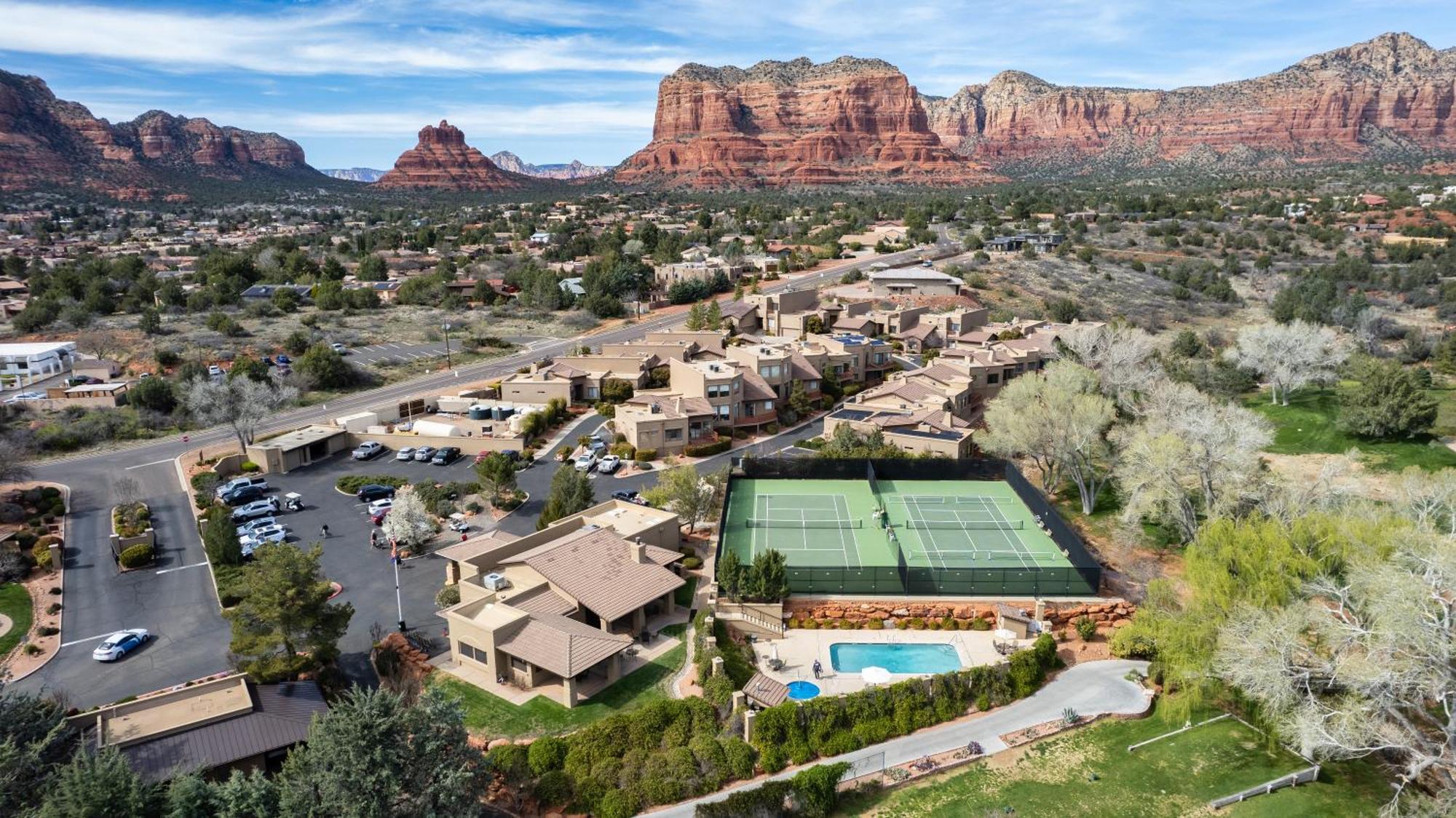 Stylish Townhome On Golf Course Red Rock View Sedona Esterno foto