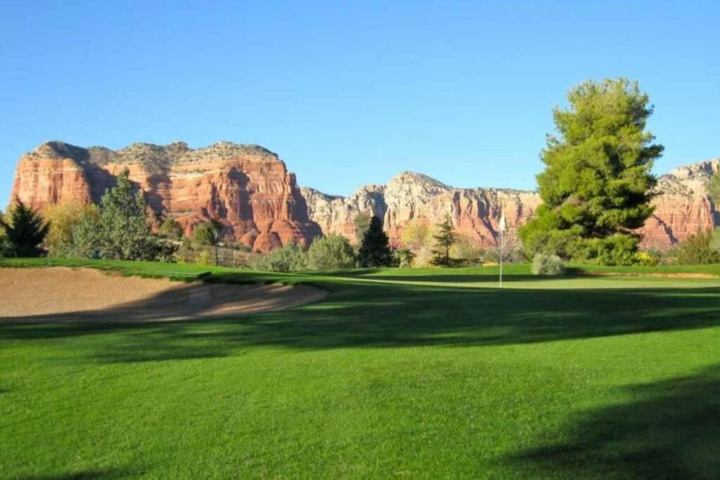 Stylish Townhome On Golf Course Red Rock View Sedona Esterno foto